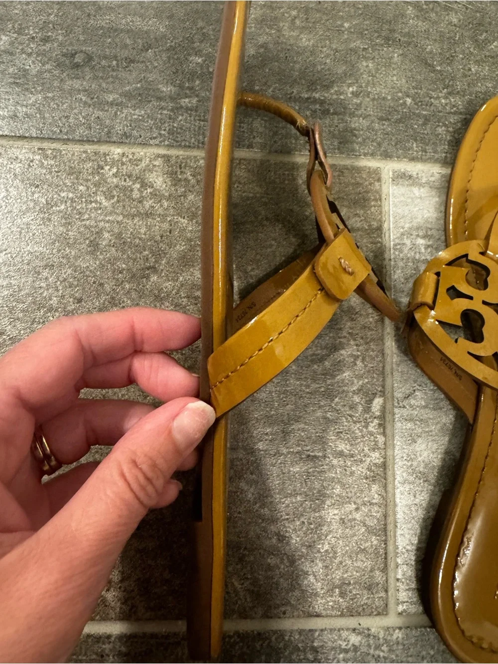 Tory Burch Miller Patent Leather Thong Sandal in Tan, 8M